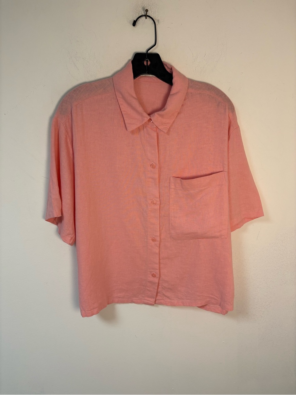 Abercrombie & Fitch Womens Boxy Linen Short Sleeve Shirt in Coral Pink. Small